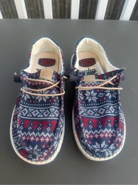 Hey Dude  Navy, Red & White Patterned Slip-On Sneakers size 6